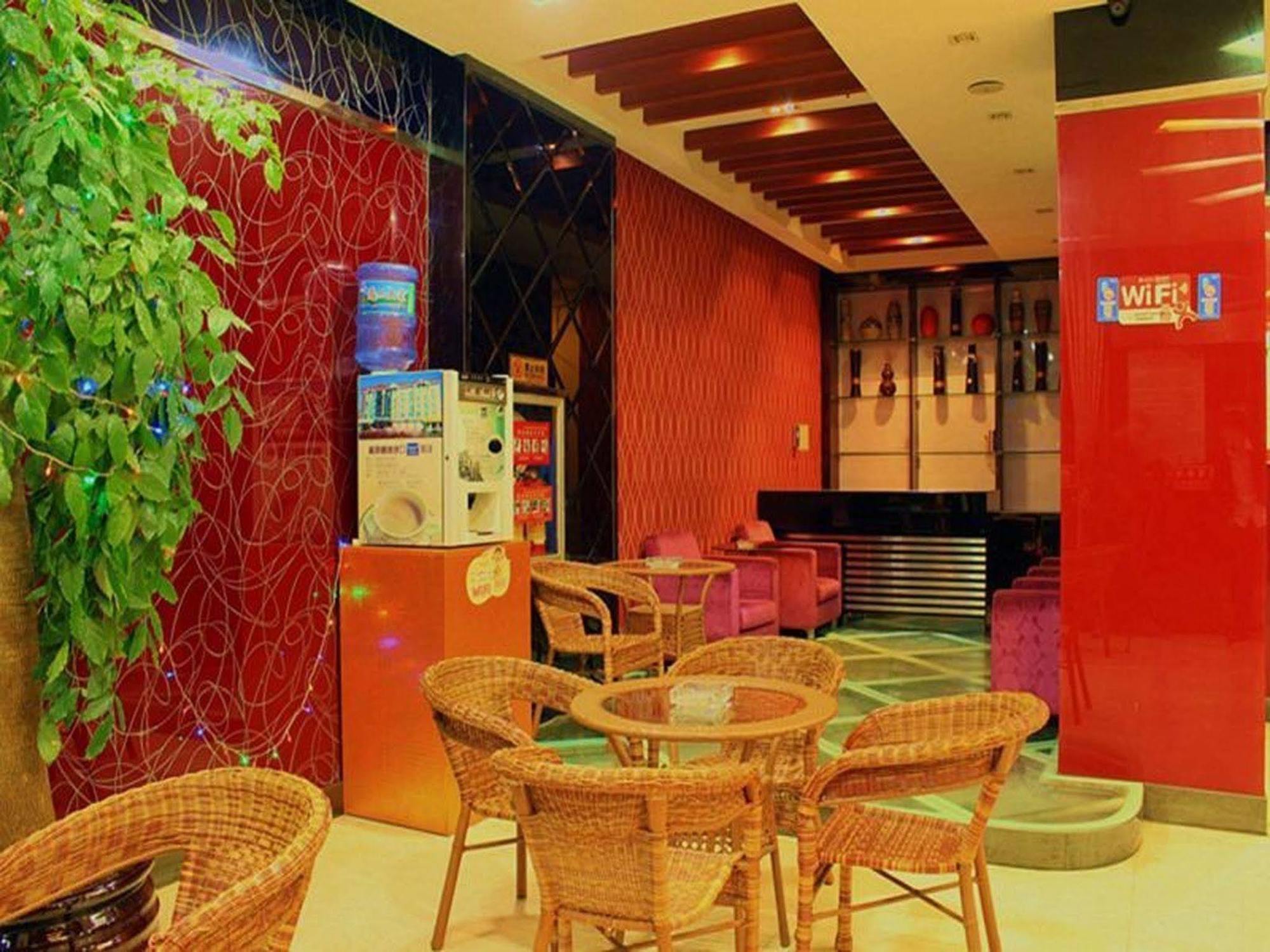 Omeiga Business Hotel Yiwu (Zhejiang) Extérieur photo