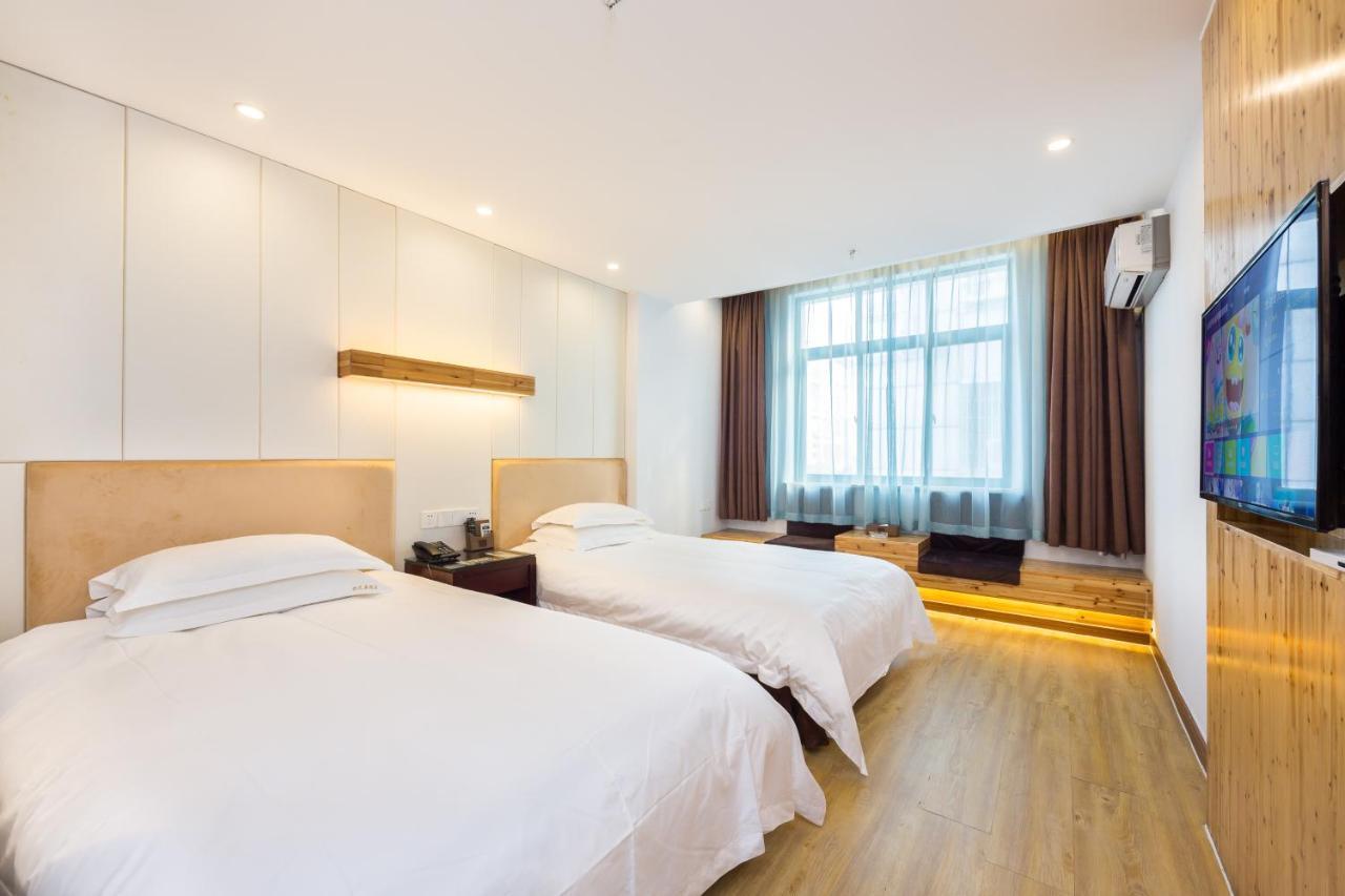 Omeiga Business Hotel Yiwu (Zhejiang) Extérieur photo